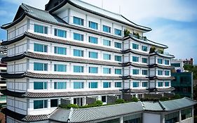 Hotel Illua